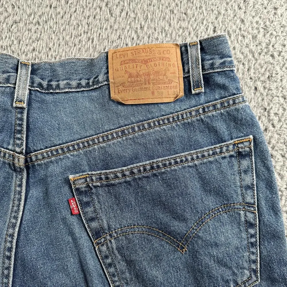 Levis pre owned